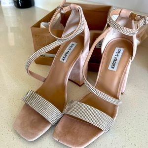 Steve Madden Verali rhinestone heel sz 9